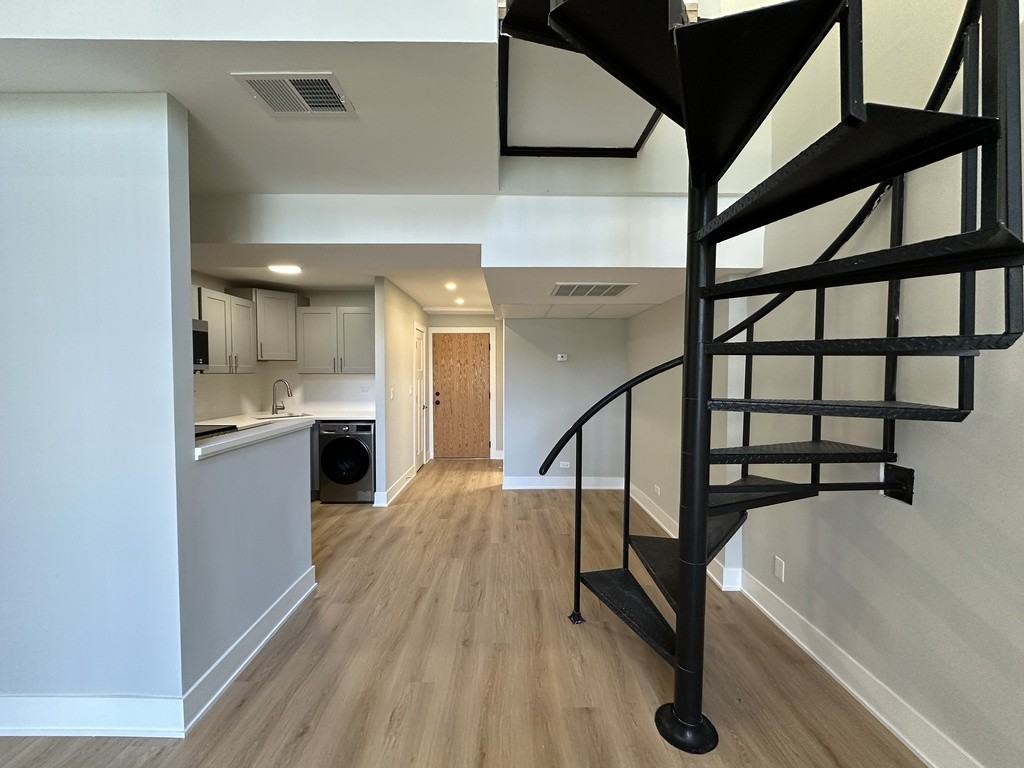 1220 N La Salle Dr #5C - Photo 6 of 21