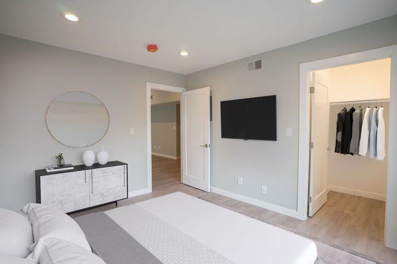 3426 W. 1St Street Los Angeles, Ca #202 - Photo 2 of 16
