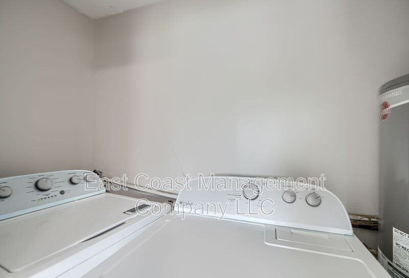 902 Catawba Ct - Photo 4 of 24
