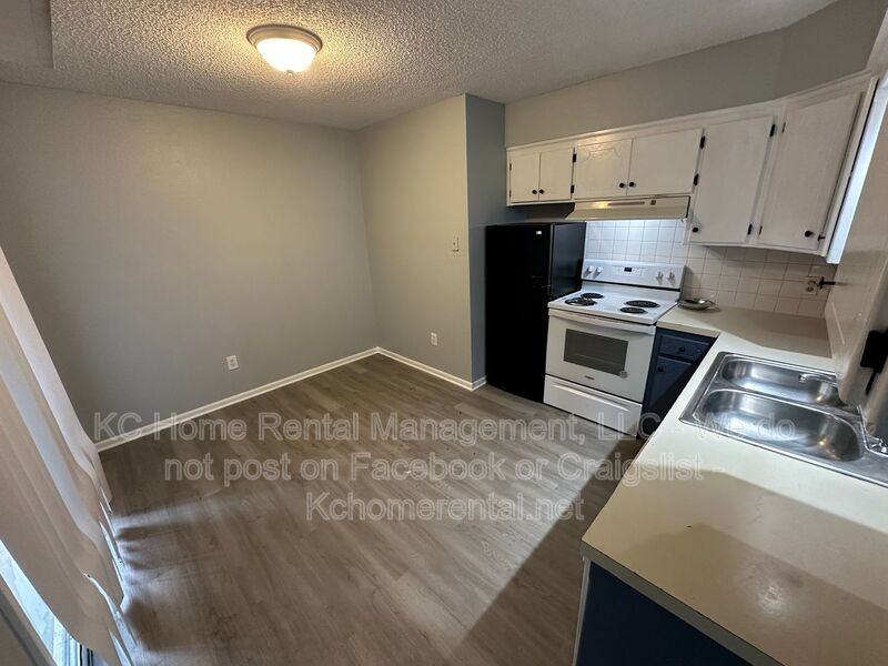 818 Rosewood St #B - Photo 5 of 24