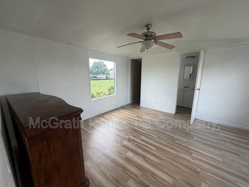 7229 Halima Rd - Photo 7 of 14