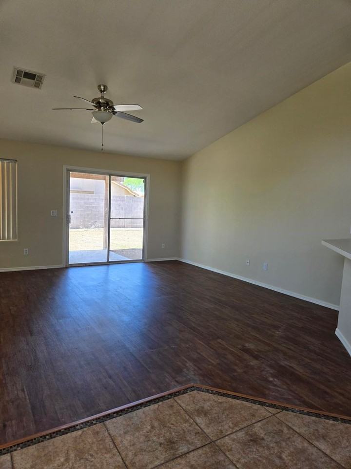 12160 N 83rd Dr - Photo 3 of 13