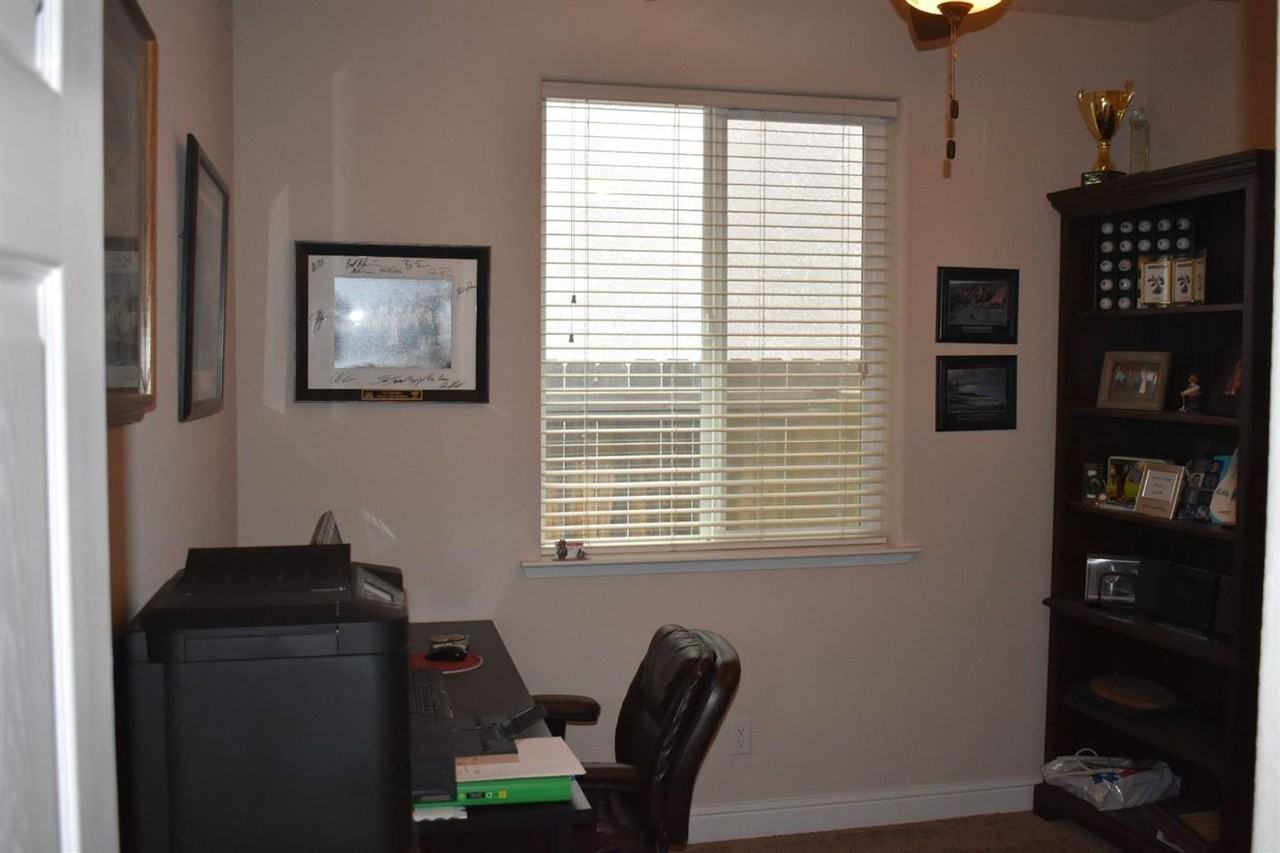 11344 N Garden Sage Ave - Photo 3 of 13