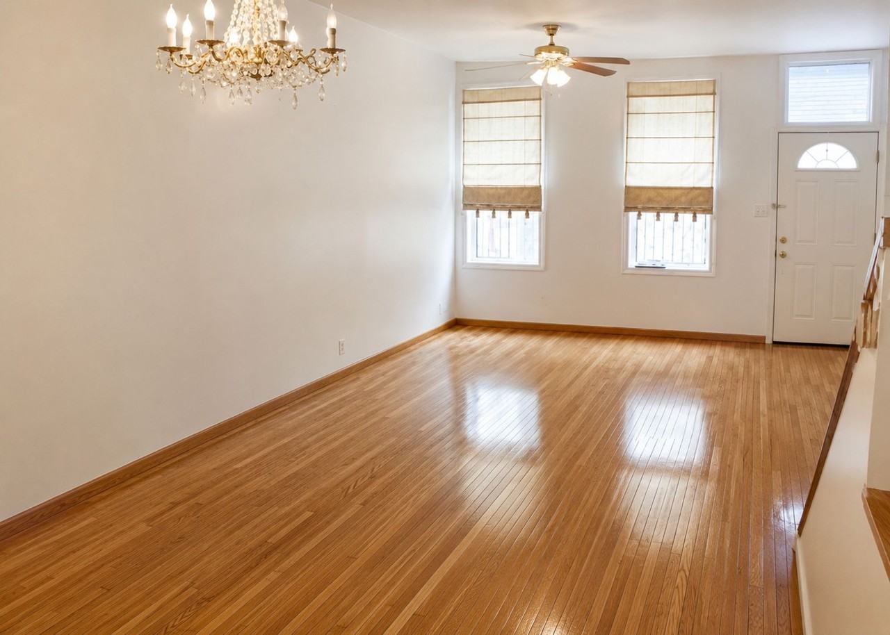 1604 Catharine St - Photo 4 of 23