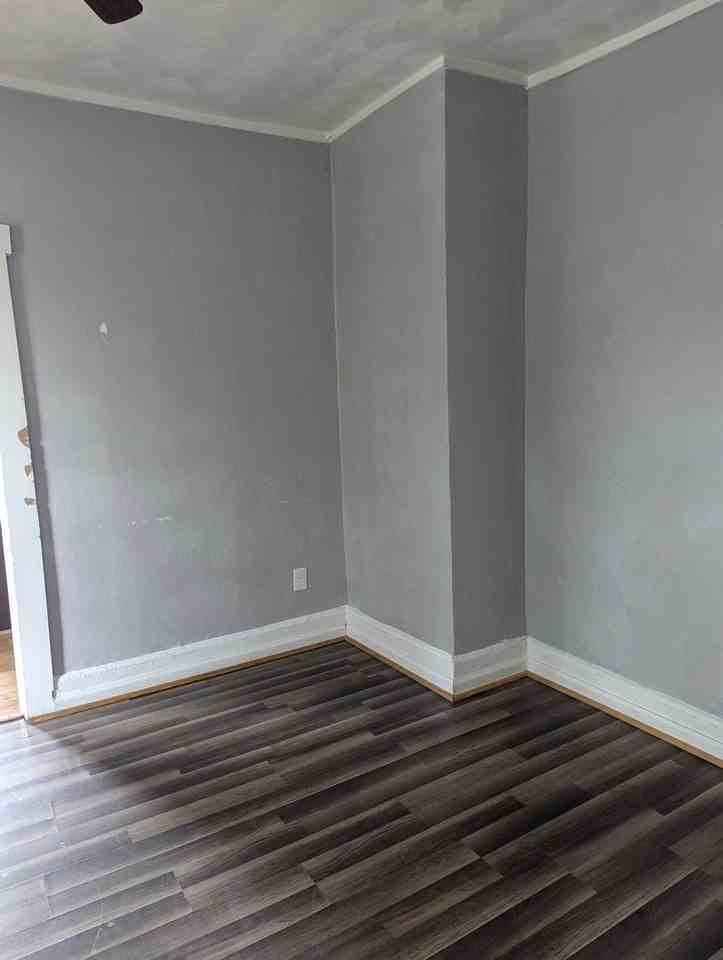 1503 Elm Ave #B - Photo 3 of 28