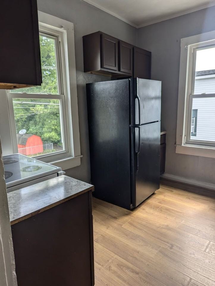 1503 Elm Ave #B - Photo 5 of 28