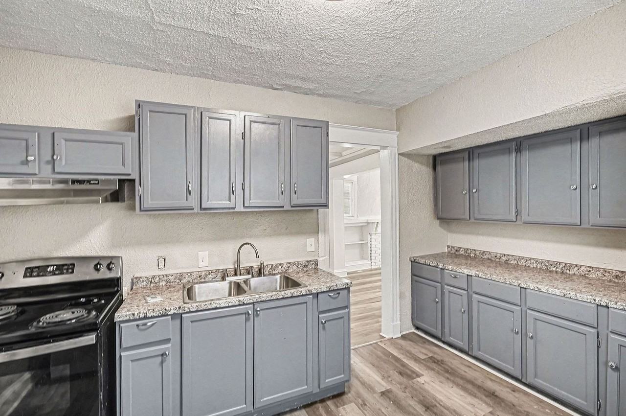 4119 Montgall Ave - Photo 2 of 17