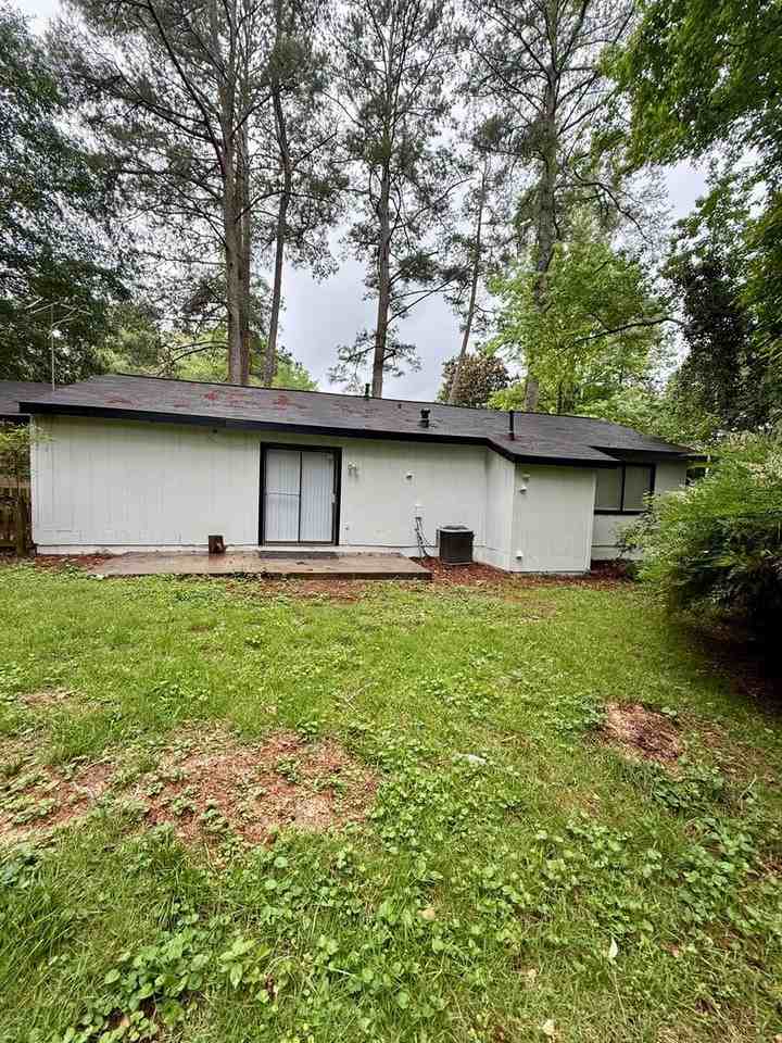 655 Post Oak Rd - Photo 3 of 20