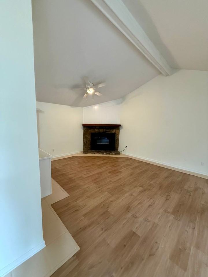 655 Post Oak Rd - Photo 5 of 20