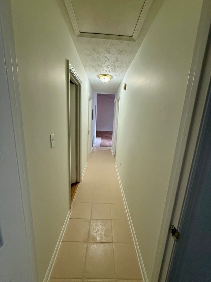 655 Post Oak Rd - Photo 7 of 20