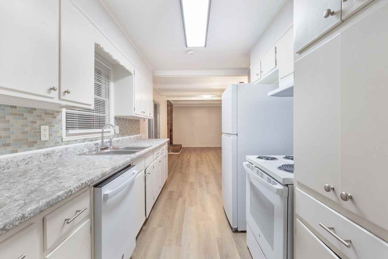 3971 Highway 5 - Photo 4 of 26