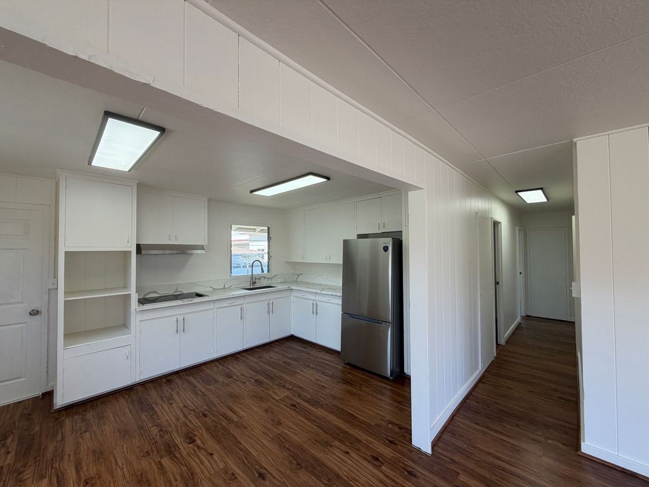 3022 Makini St - Photo 3 of 28