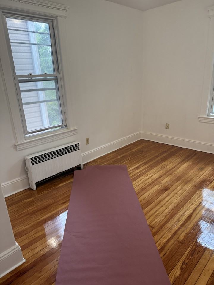 32 E 35th St #2 - Photo 2 of 7
