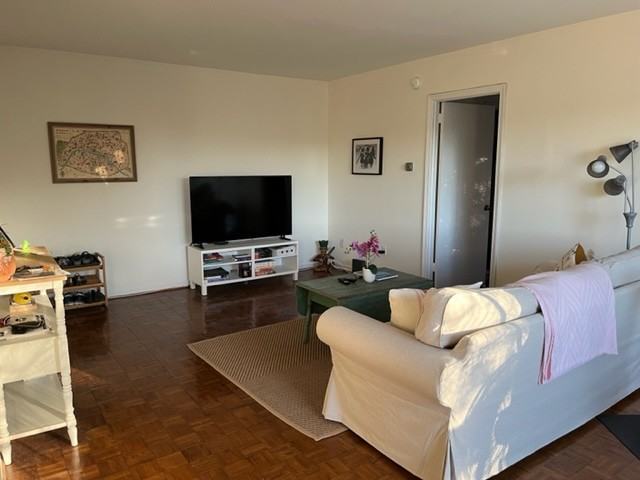108 Windermere Ave - Photo 4 of 8