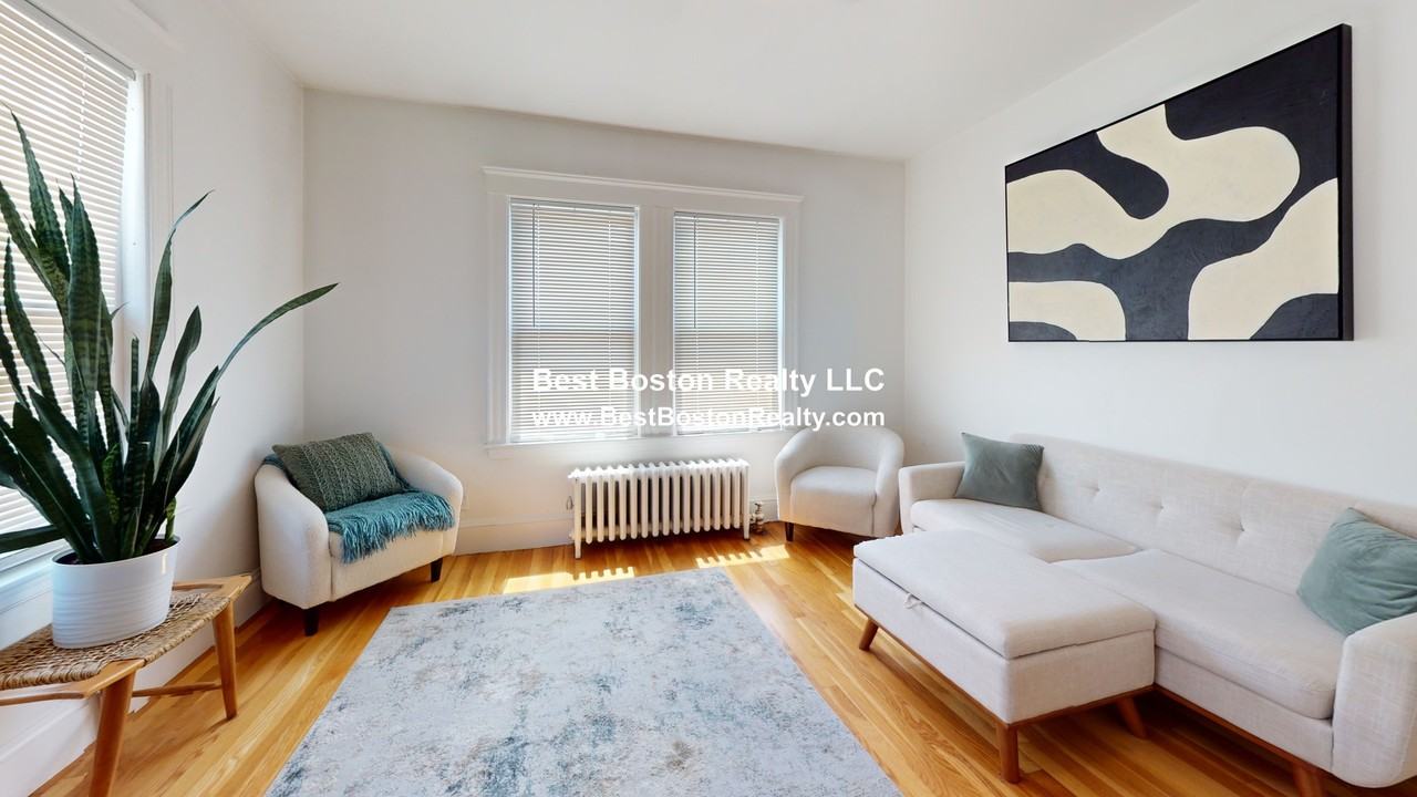 58 Wilbur St #3 - Photo 2 of 20