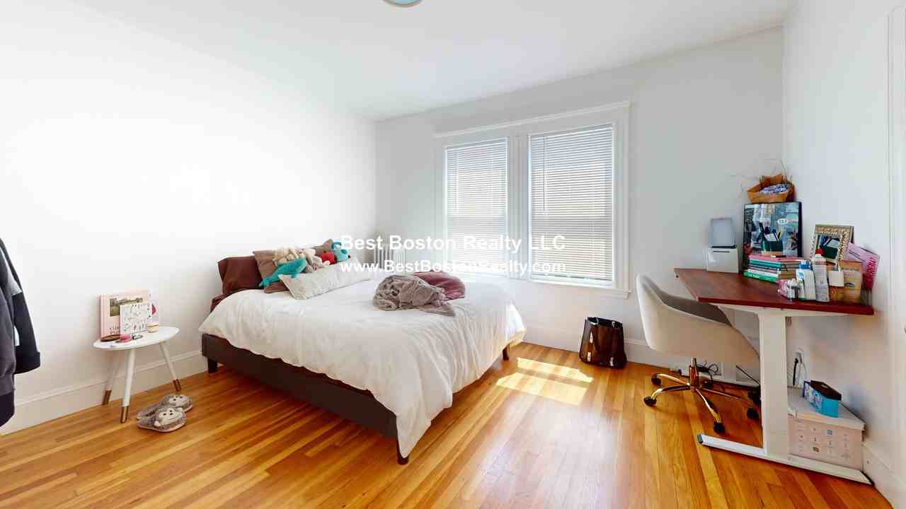 58 Wilbur St #3 - Photo 6 of 20
