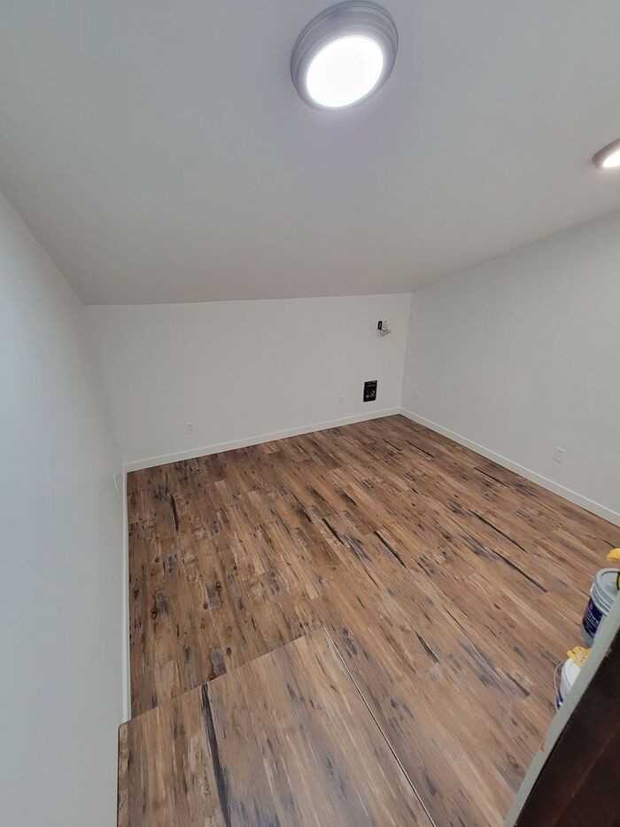 2005 Porta Ct Nw - Photo 7 of 10