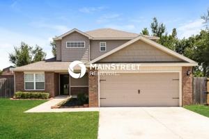 featured image of 2030 Bradford Ln