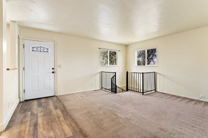 38 W Navajo St #B - Photo 5 of 29