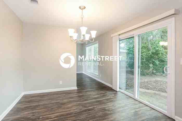 1148 Palisades Dr - Photo 6 of 17