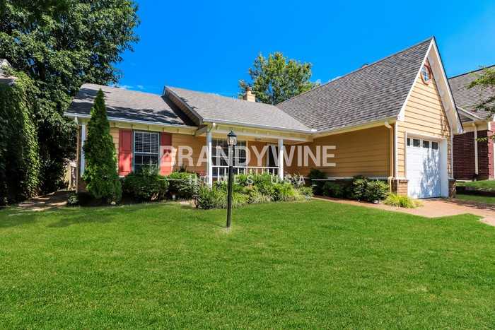 8404 Jacob Dr - Photo 3 of 21