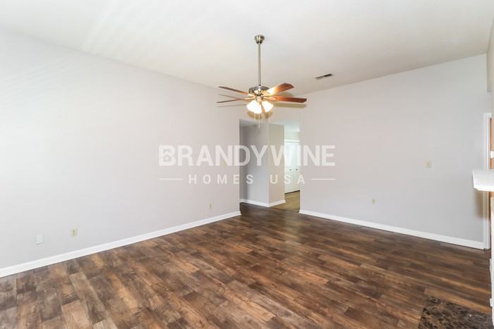 8404 Jacob Dr - Photo 6 of 21