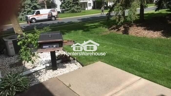 301 Kathy Ln Ne - Photo 4 of 16