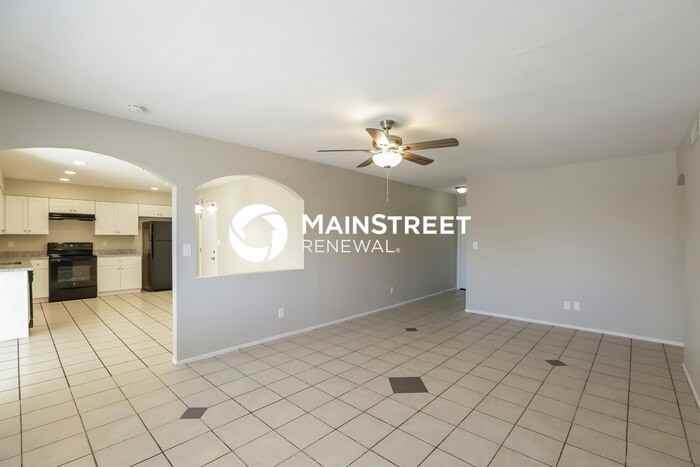 231 E Jacaranda St - Photo 5 of 16