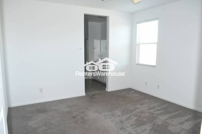 9449 W Montecito Ave - Photo 7 of 14