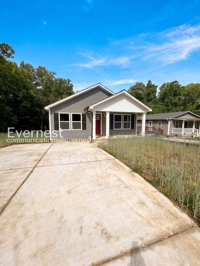 411 E Torbush Es Dr