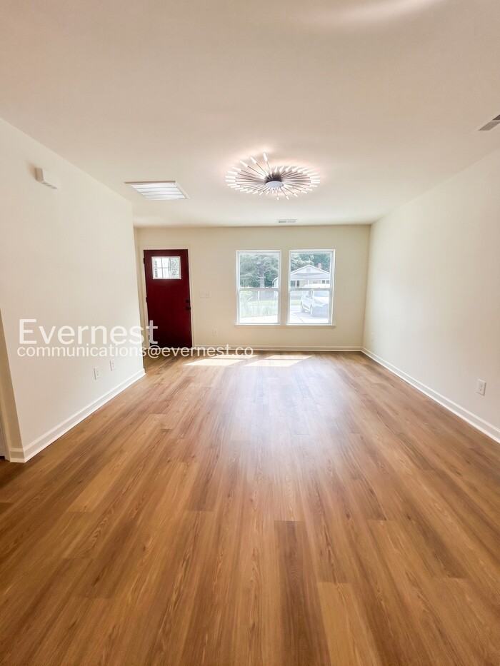 411 E Torbush Es Dr - Photo 3 of 24