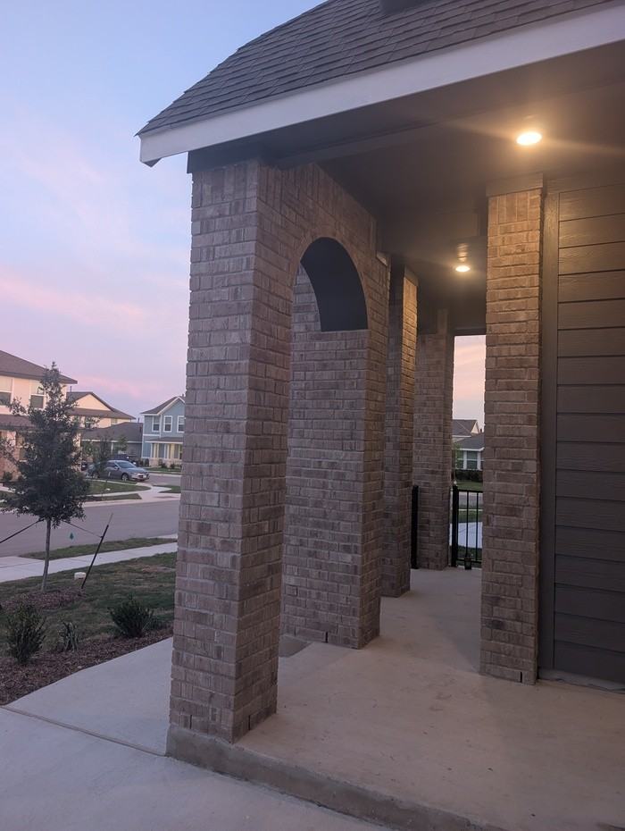 115 Parsons - Photo 2 of 32