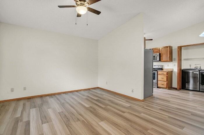 6376 Chantilly Pl - Photo 5 of 29