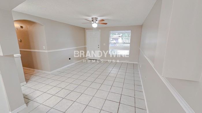 3716 Ambermist Dr - Photo 4 of 24