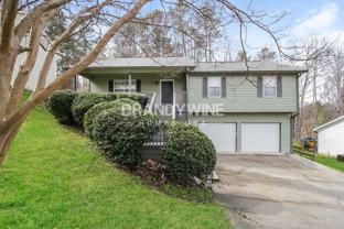 230 Brookside Dr - Photo 1 of 1