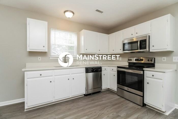 448 Dorchester Dr - Photo 7 of 17
