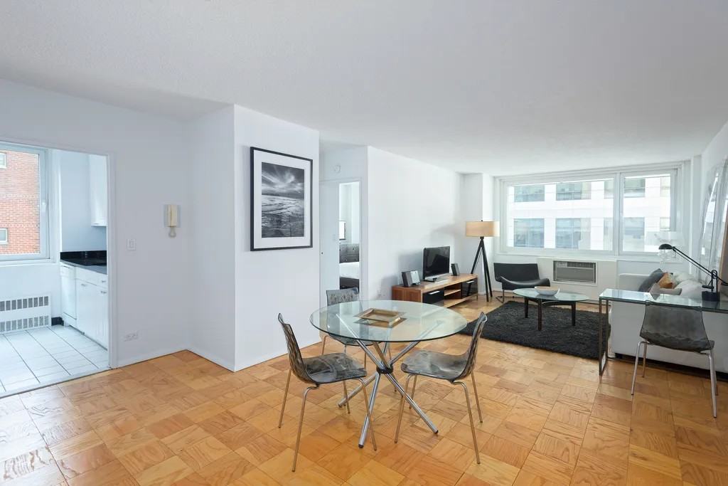 230 West 55th Street #17X - Photo 3 of 7