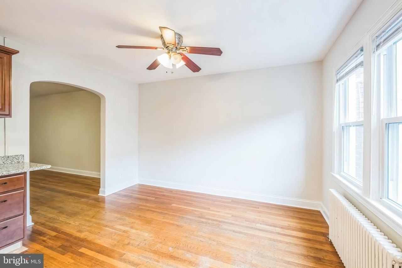 1407 K St Se - Photo 6 of 30