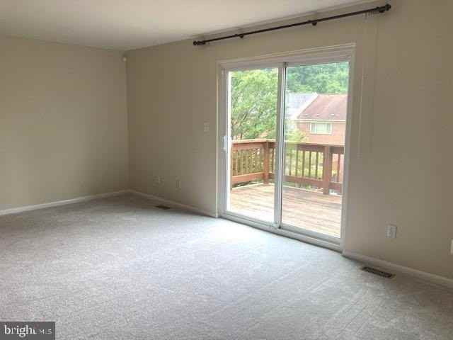 16 Castlehill Ct - Photo 5 of 25