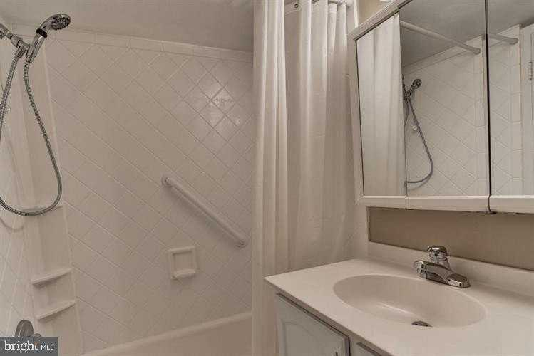 3333 University Blvd W - Photo 7 of 25