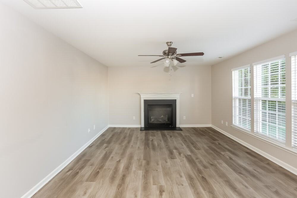 14219 Riding Hill Ave - Photo 7 of 15