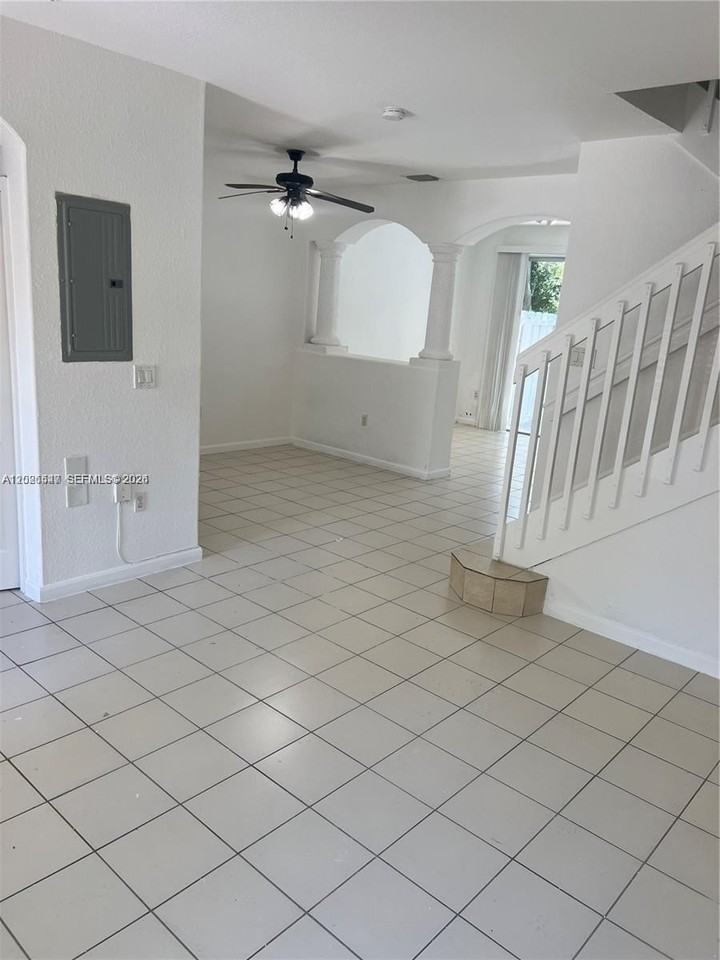 2910 Se 15th Rd #55 - Photo 3 of 11