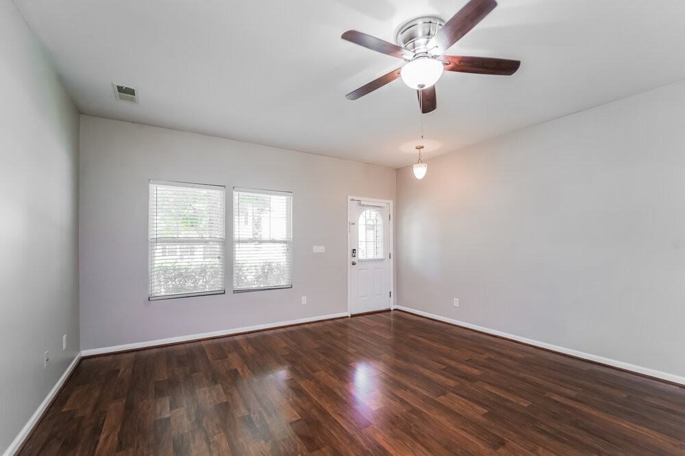 1040 Joselynn Dr - Photo 6 of 17