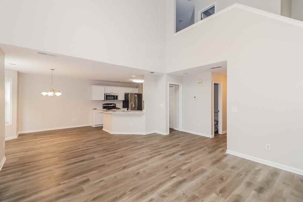 3242 Liberty Commons Dr Nw - Photo 4 of 17