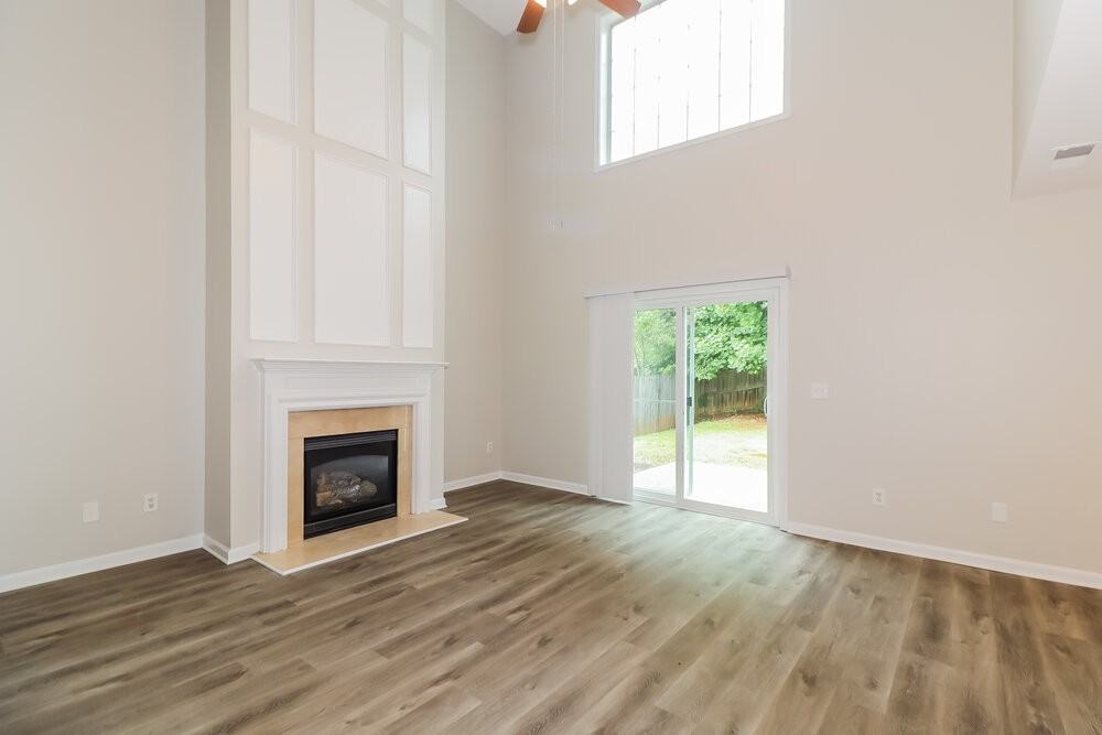 3242 Liberty Commons Dr Nw - Photo 5 of 17
