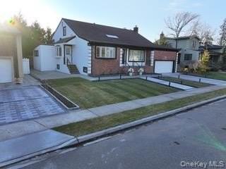 791 Longview Ave - Photo 4 of 33