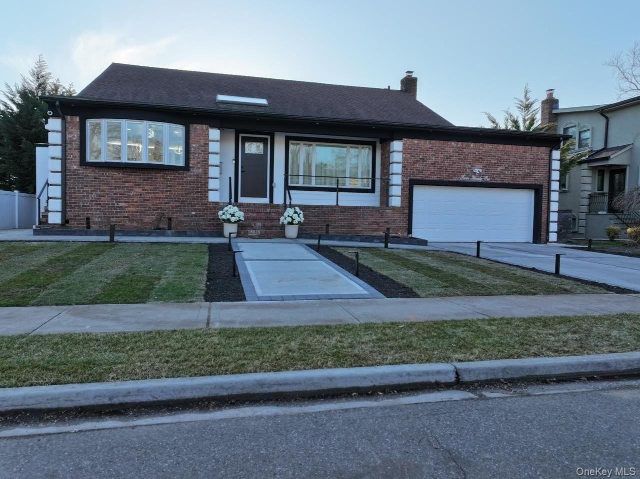 791 Longview Ave - Photo 7 of 33