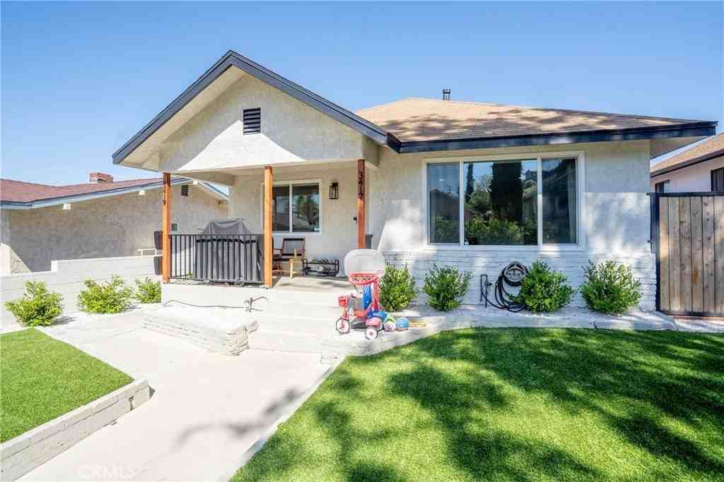 3417 Merced St - Photo 4 of 21