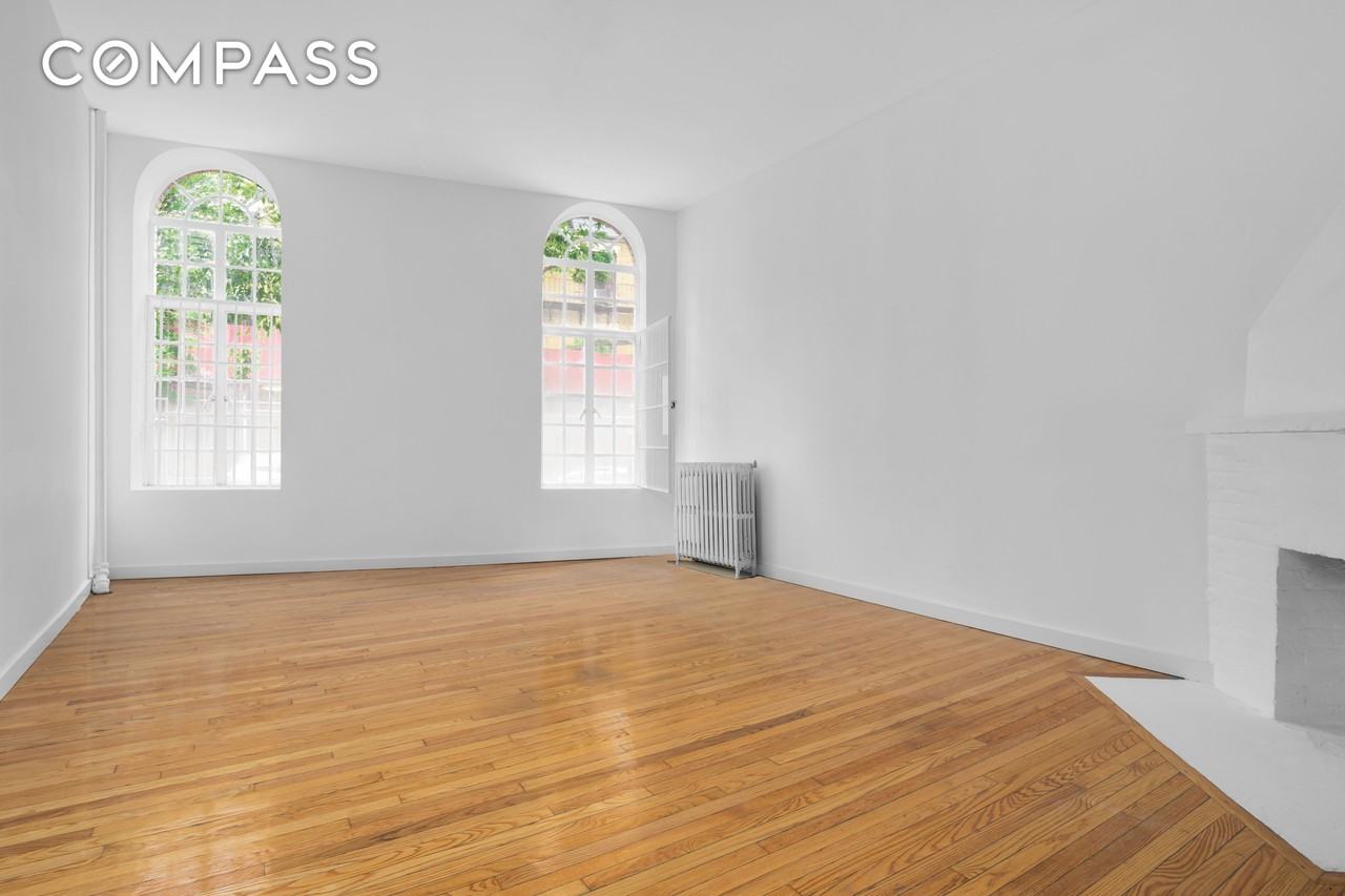 5 Weehawken St #1A - Photo 2 of 9