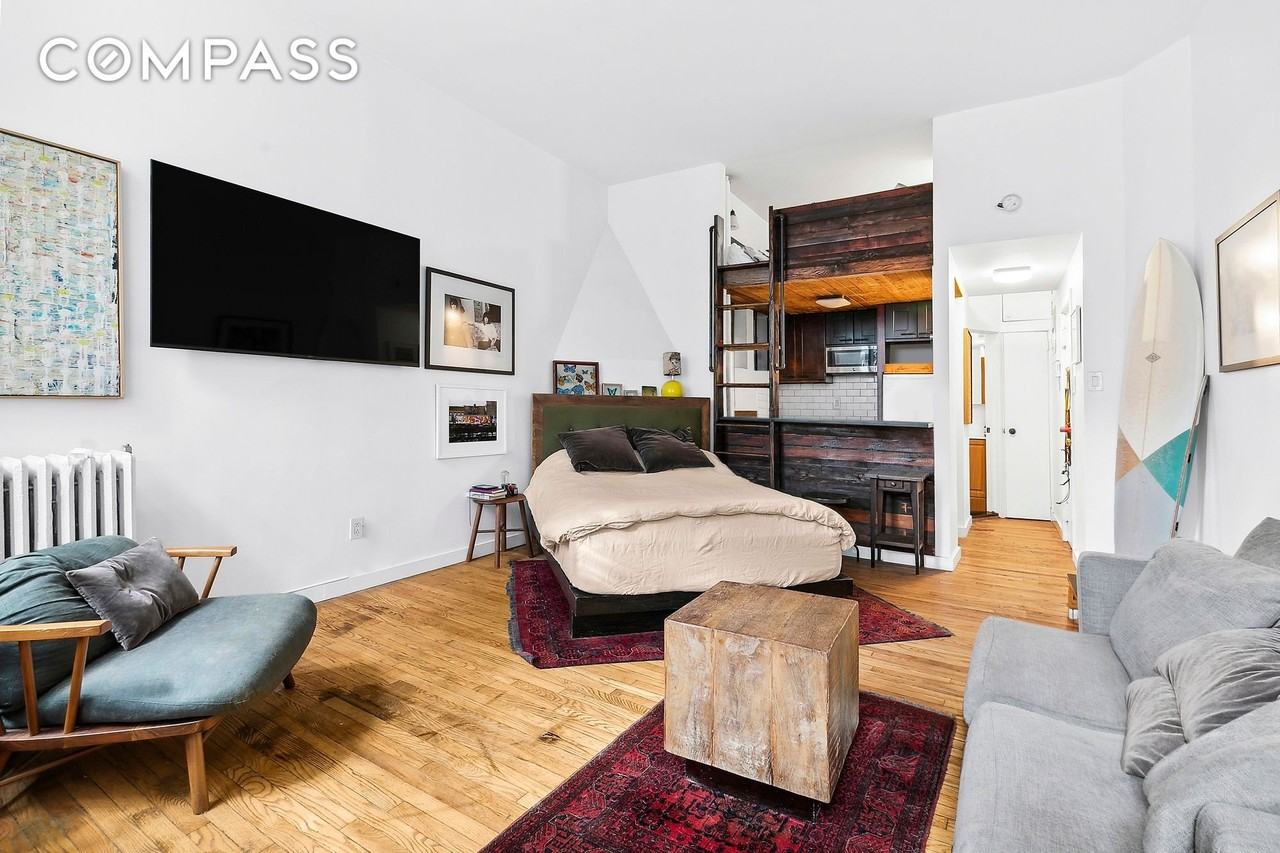 5 Weehawken St #1A - Photo 3 of 9